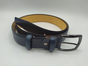 Leather belt with cowhide interior