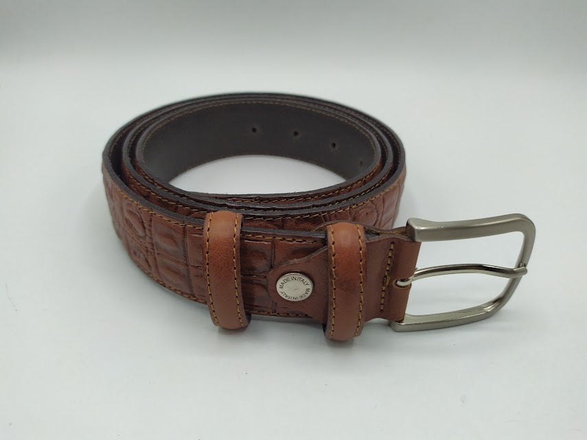 Crocodile-Style Calfskin Belt