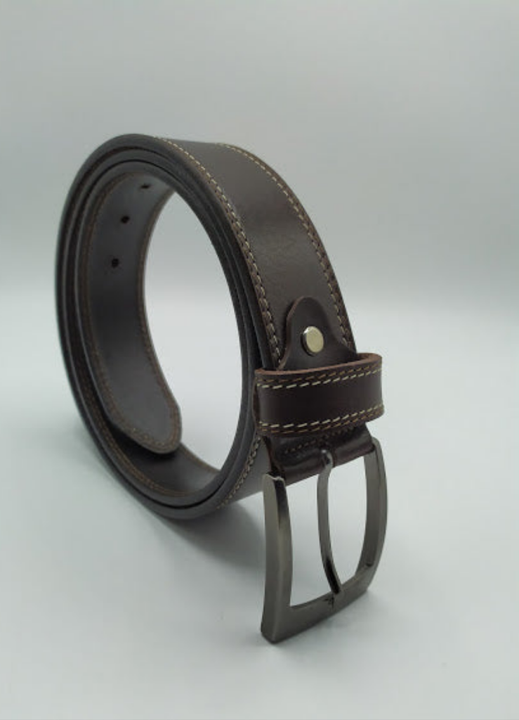 Stylish Black Leather Belt with Light Stitching