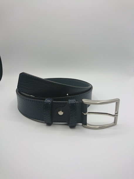 Sports belt with square tip