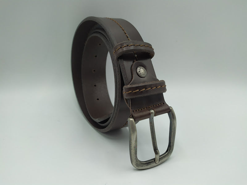 Belt With Central Seam