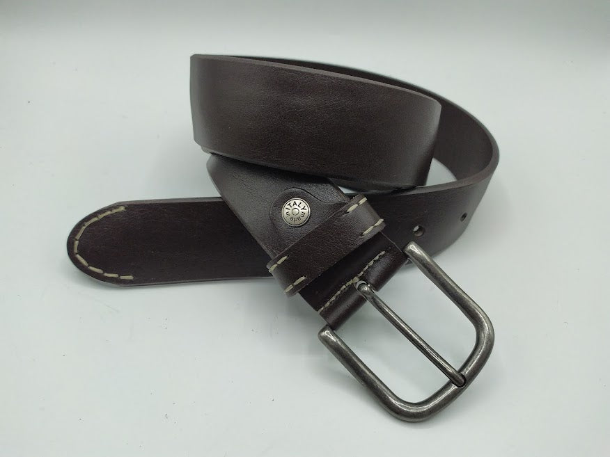 Vintage belt finished with twine