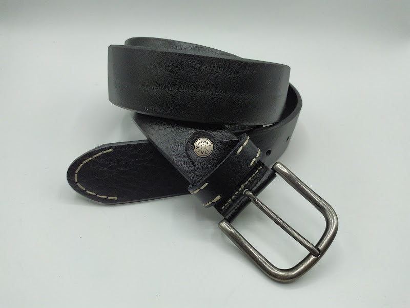 Vintage belt finished with twine